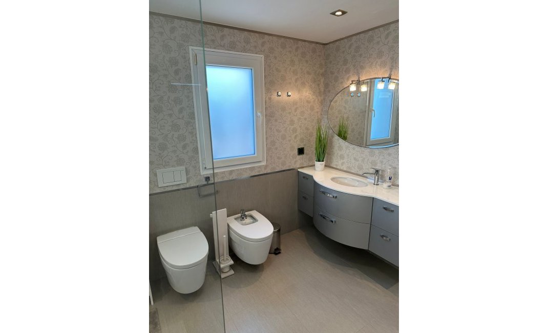 Resale - Villa -
Altea