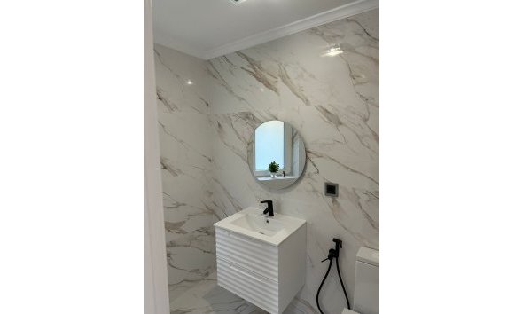 Resale - Villa -
Altea