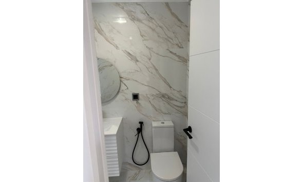 Resale - Villa -
Altea