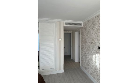 Resale - Villa -
Altea