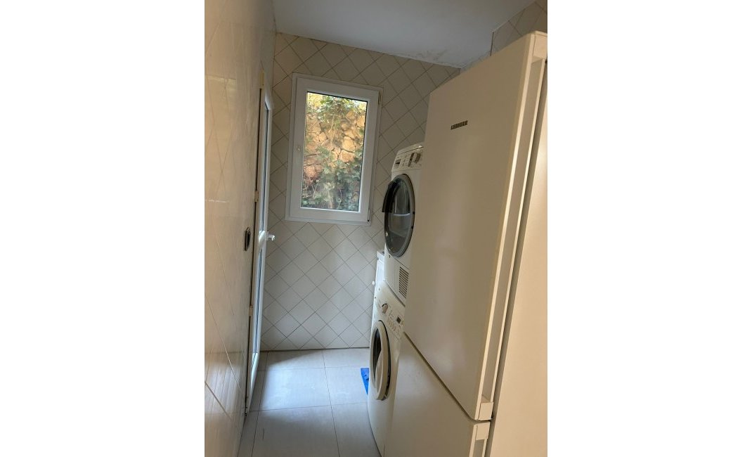 Resale - Villa -
Altea