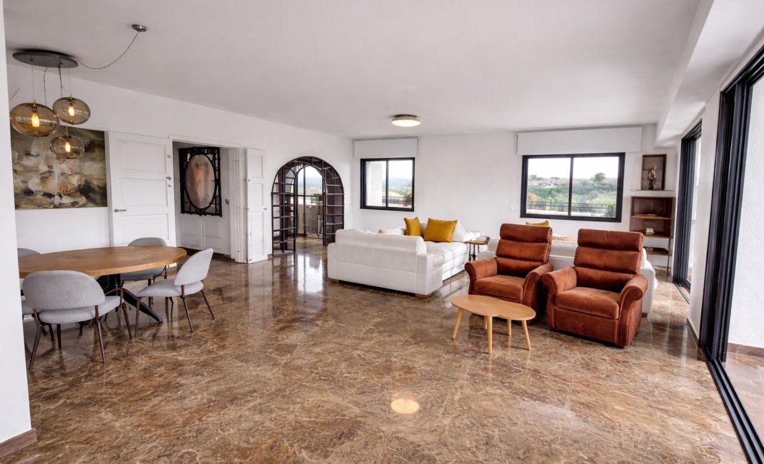 Reventa - Chalet / Villa  -
La Nucía