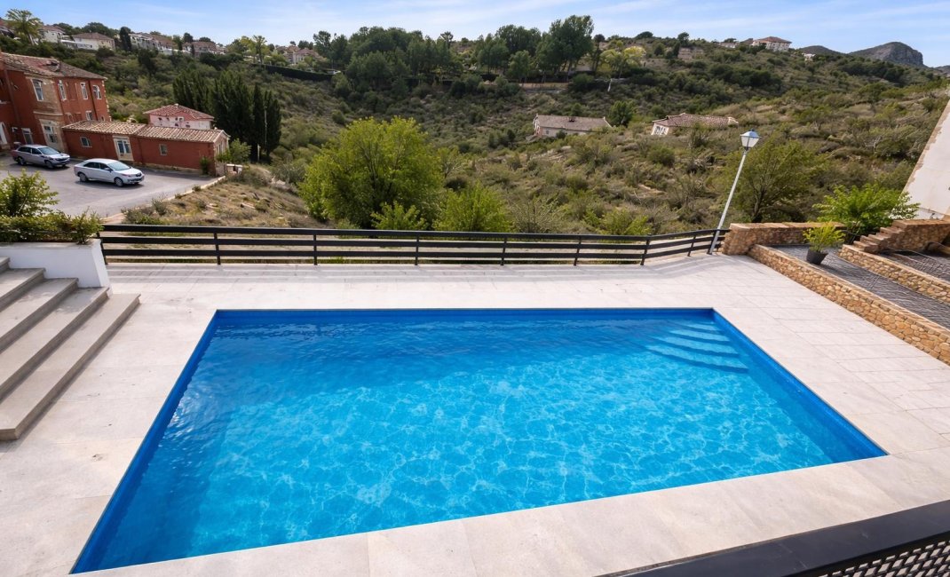 Reventa - Chalet / Villa  -
La Nucía