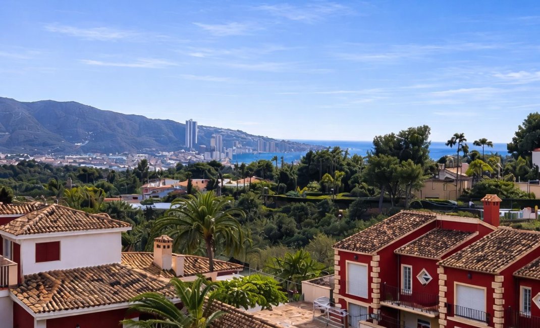 Reventa - Chalet / Villa  -
La Nucía