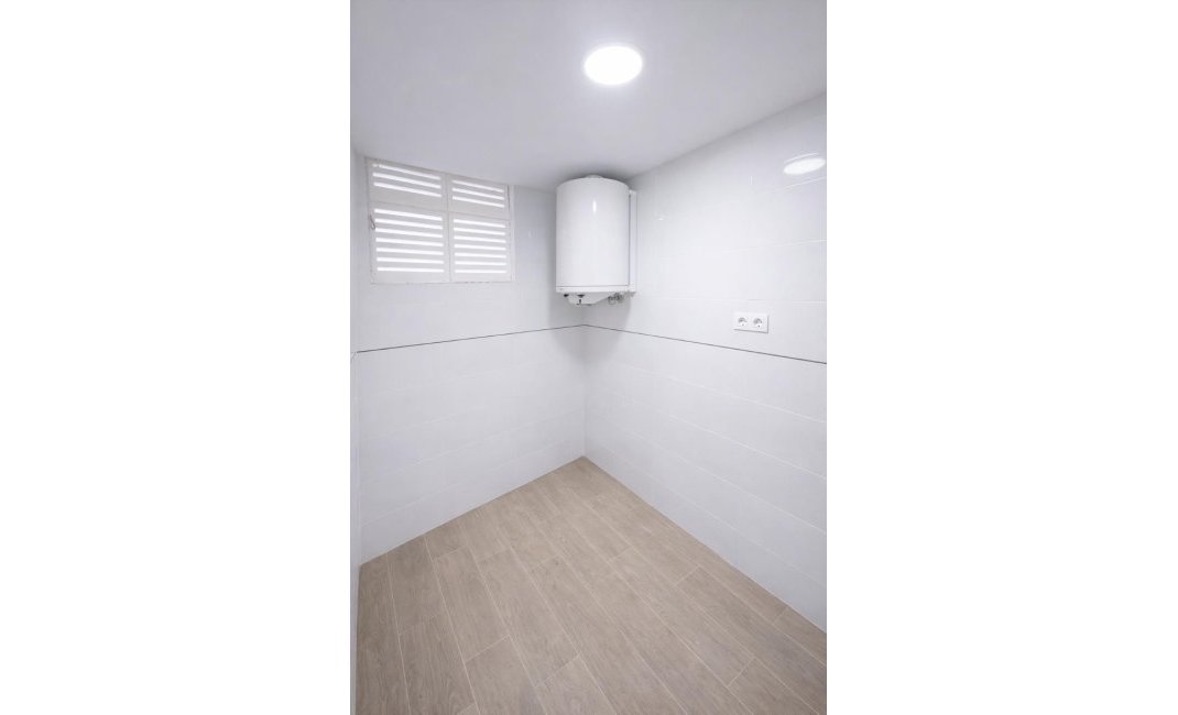 Reventa - Chalet / Villa  -
La Nucía