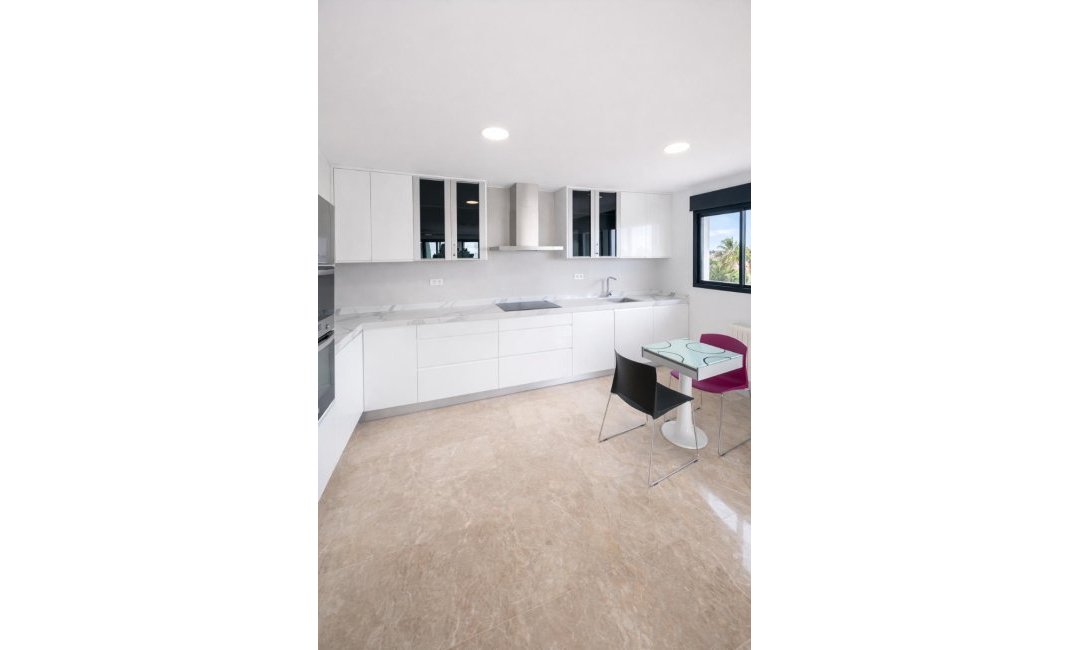 Reventa - Chalet / Villa  -
La Nucía