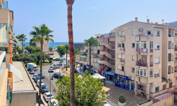 Revente - Appartement -
Albir