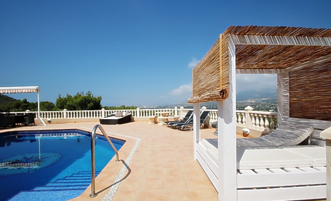 Revente -  Chalet / Villa -
Albir