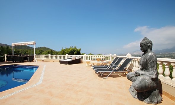 Revente -  Chalet / Villa -
Albir