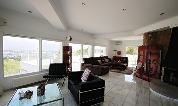 Revente -  Chalet / Villa -
Albir