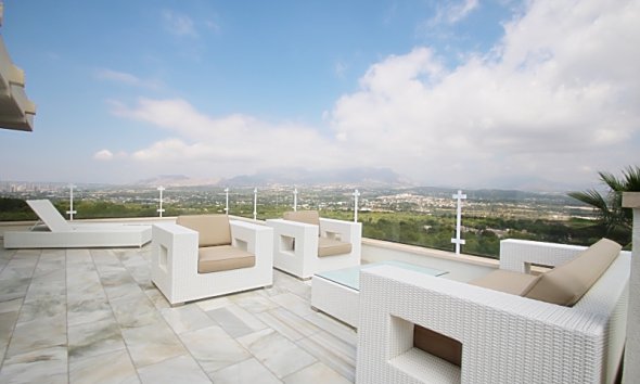 Revente -  Chalet / Villa -
Albir