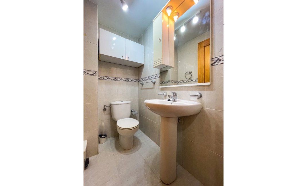 Reventa - Apartamento / piso -
Albir