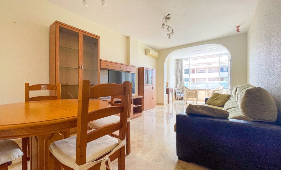 Reventa - Apartamento / piso -
Albir