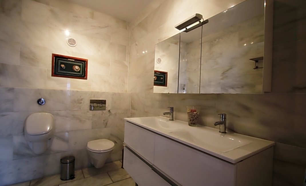 Revente -  Chalet / Villa -
Albir