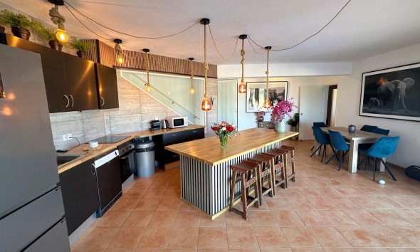 Revente -  Chalet / Villa -
Albir