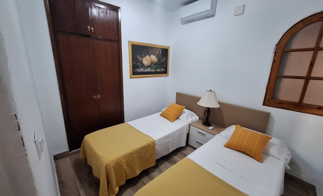 Verhuur Korte Termijn - Appartement / flat -
Altea