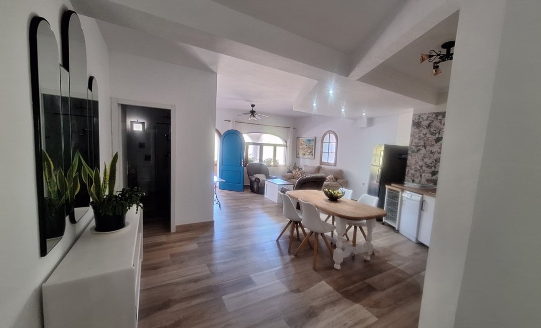 Verhuur Korte Termijn - Appartement / flat -
Altea