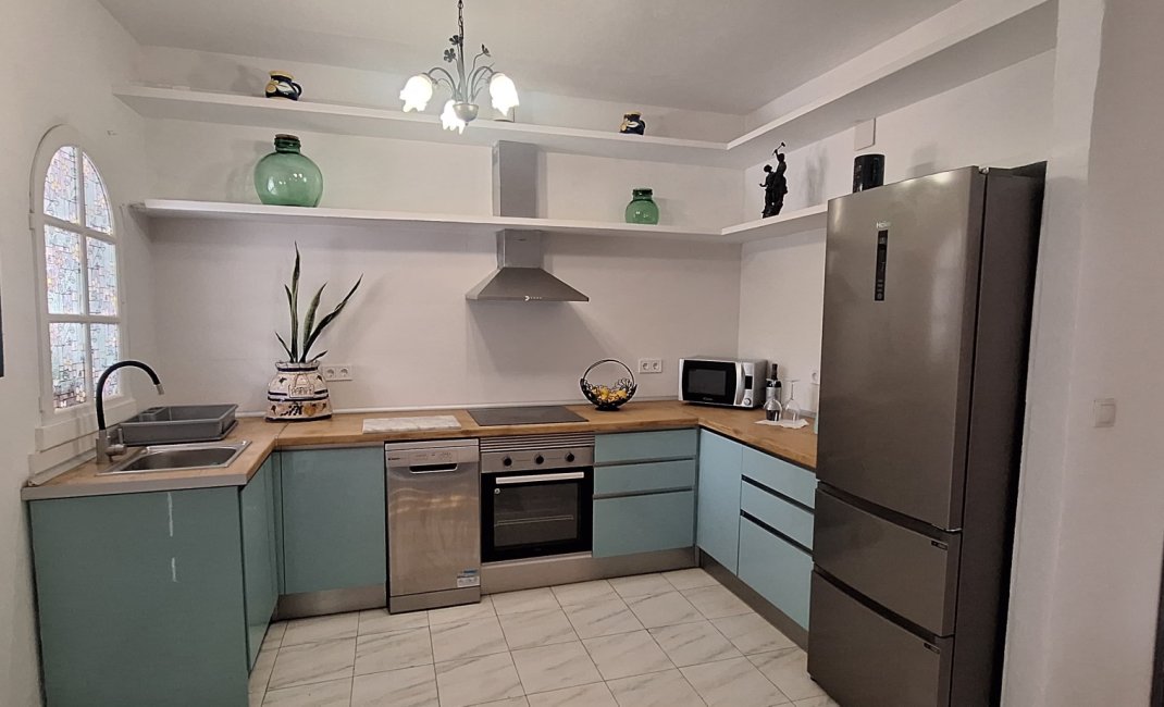 Alquiler corta estancia - Estudio -
Altea