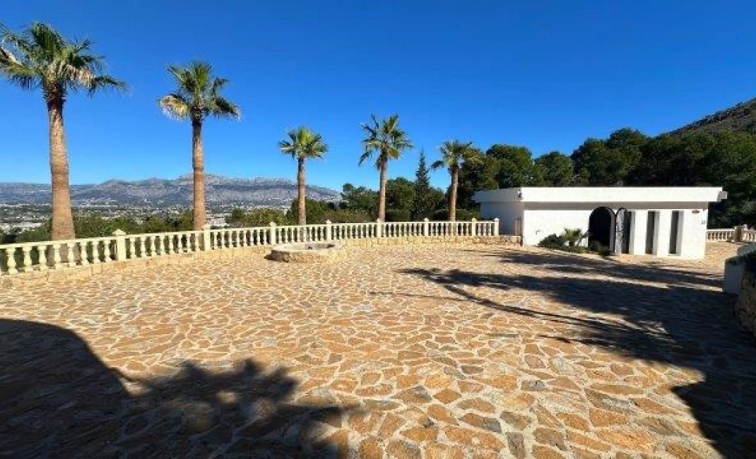 Revente -  Chalet / Villa -
Albir