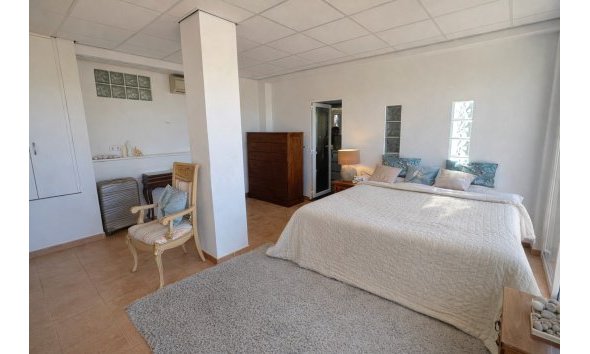 Revente -  Chalet / Villa -
Albir