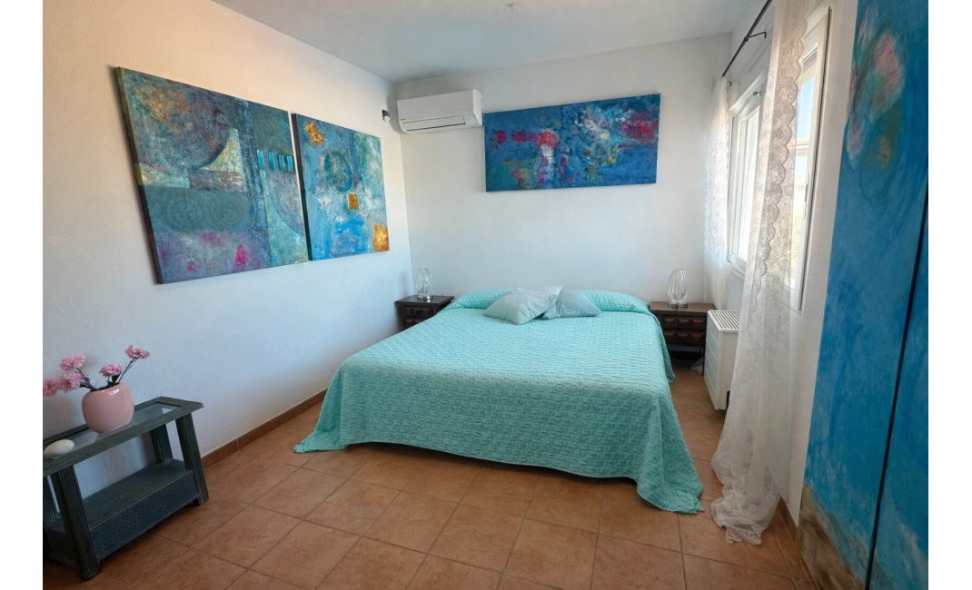 Revente -  Chalet / Villa -
Albir