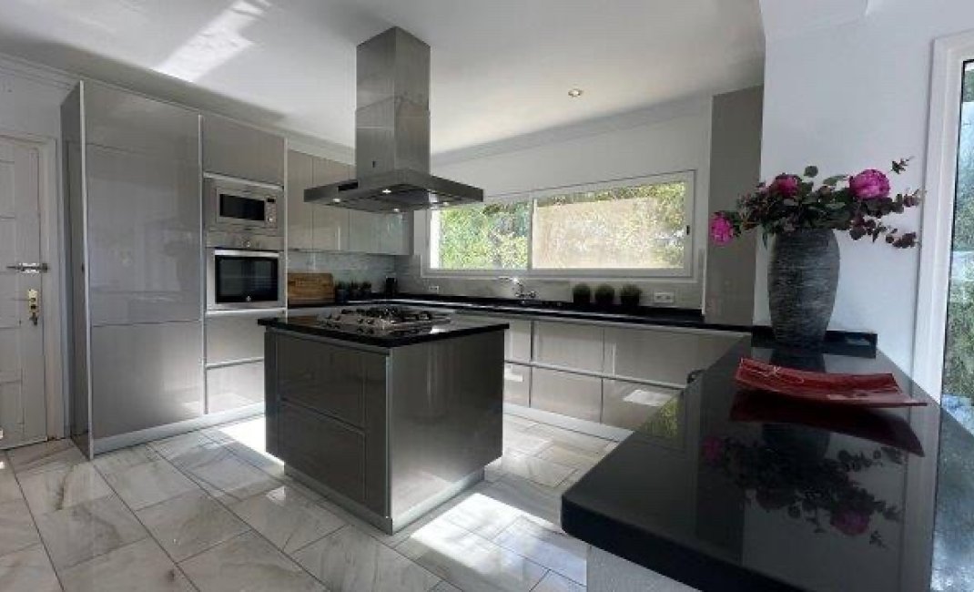 Revente -  Chalet / Villa -
Albir