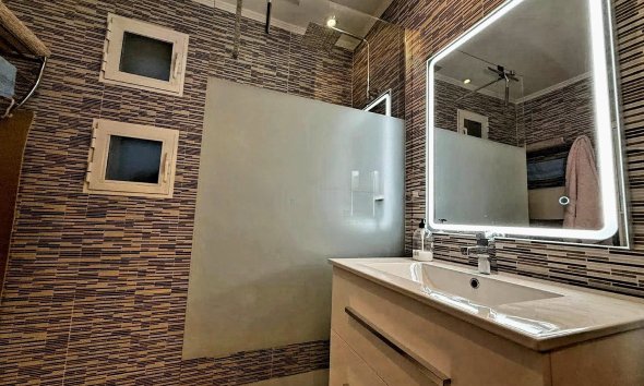 Reventa - Adosado -
La Nucía