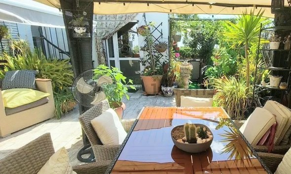 Reventa - Adosado -
La Nucía