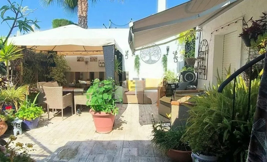 Reventa - Adosado -
La Nucía