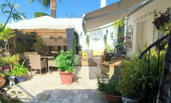 Reventa - Adosado -
La Nucía