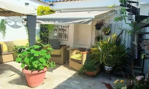 Reventa - Adosado -
La Nucía