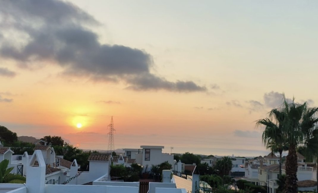 Reventa - Adosado -
La Nucía