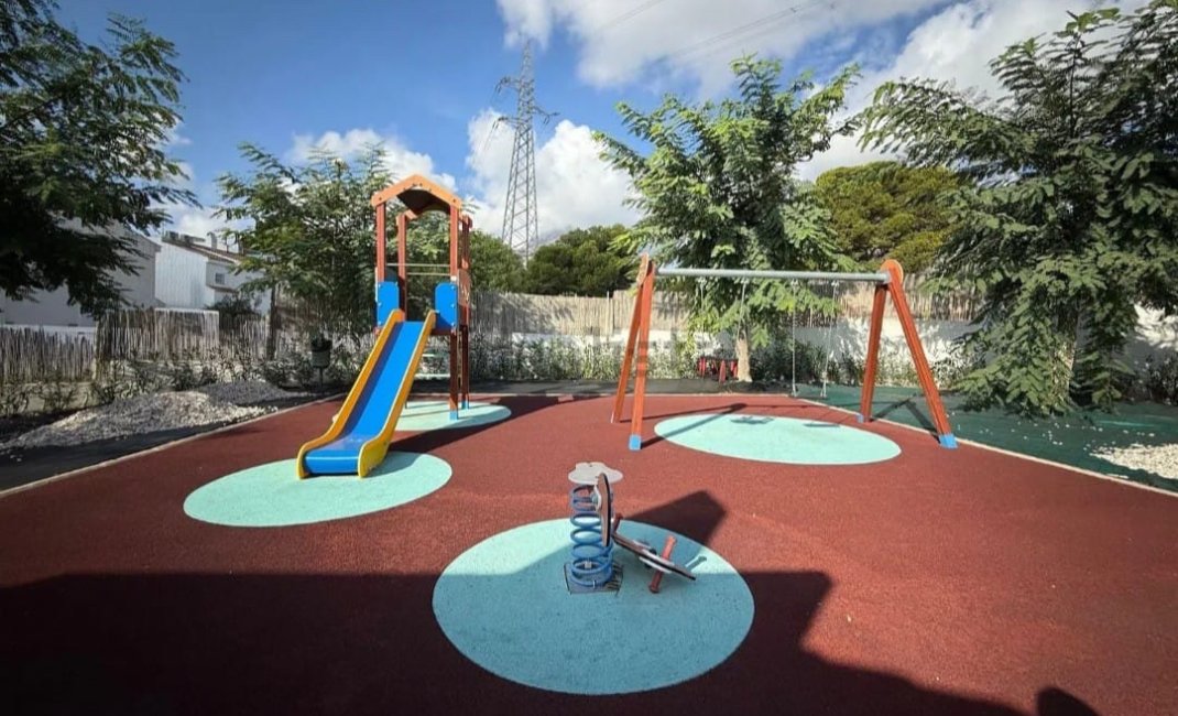 Reventa - Adosado -
La Nucía