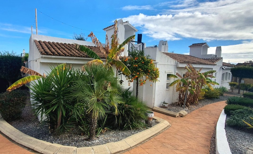 Reventa - Adosado -
La Nucía