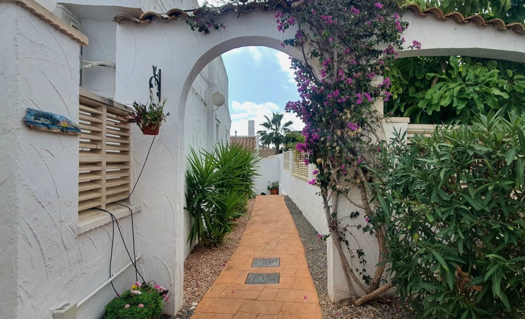 Reventa - Adosado -
La Nucía