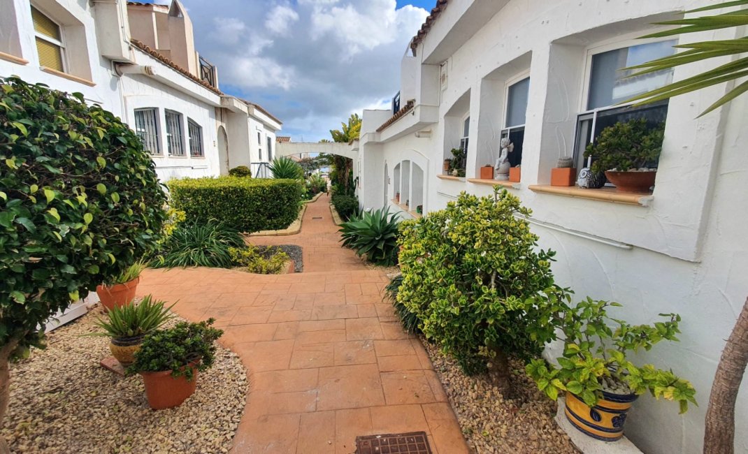 Reventa - Adosado -
La Nucía