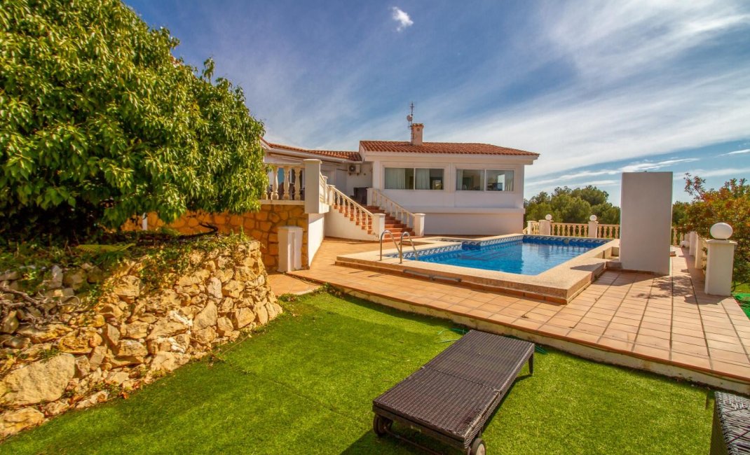 Reventa - Villa -
La Nucía