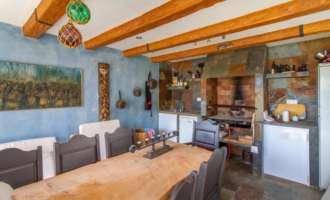 Reventa - Villa -
La Nucía