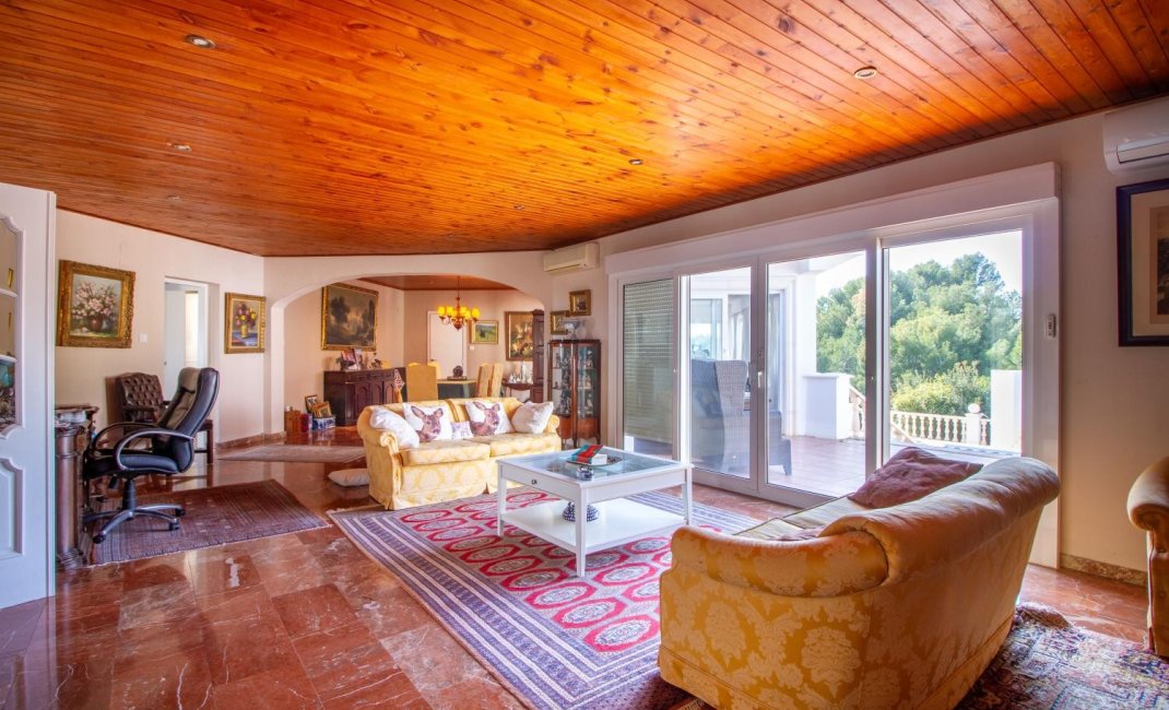 Reventa - Villa -
La Nucía