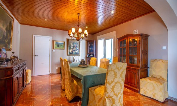 Reventa - Villa -
La Nucía