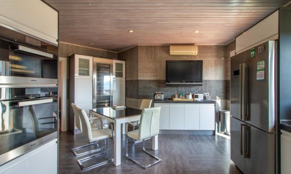 Reventa - Villa -
La Nucía