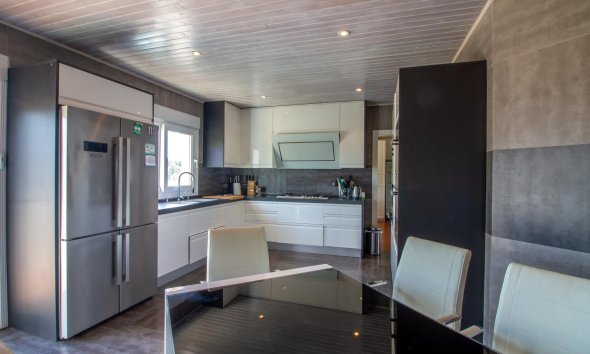 Reventa - Villa -
La Nucía