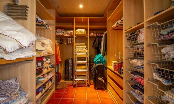 Reventa - Villa -
La Nucía