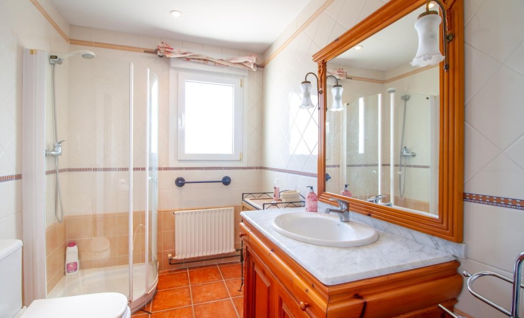 Reventa - Villa -
La Nucía