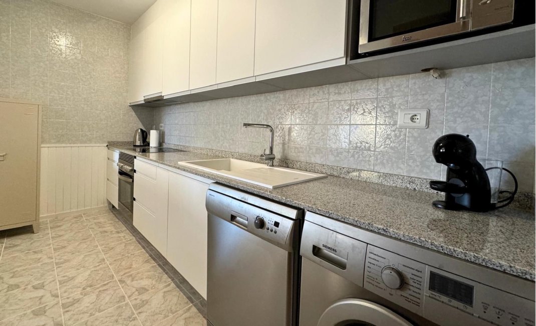 Reventa - Apartamento / piso -
Albir