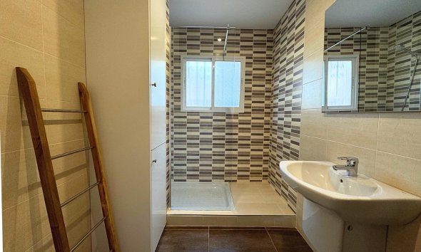 Reventa - Apartamento / piso -
Albir