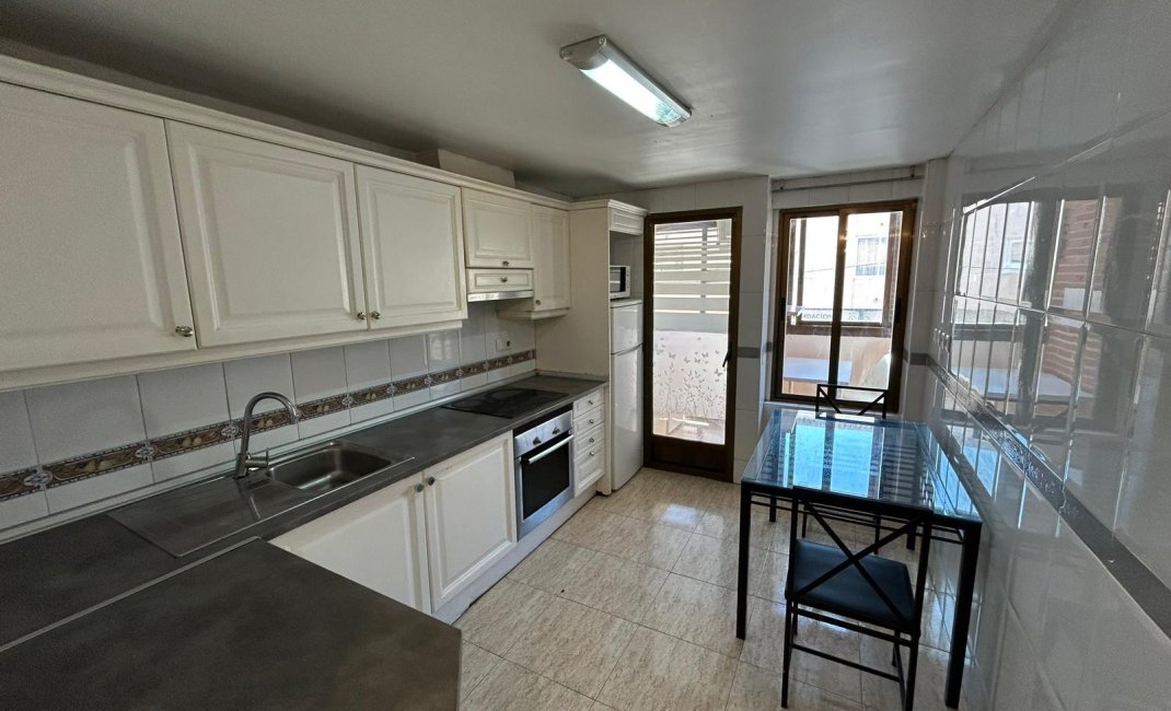 Resale - Apartment / flat -
Alfaz del Pi - Alfas del Pí