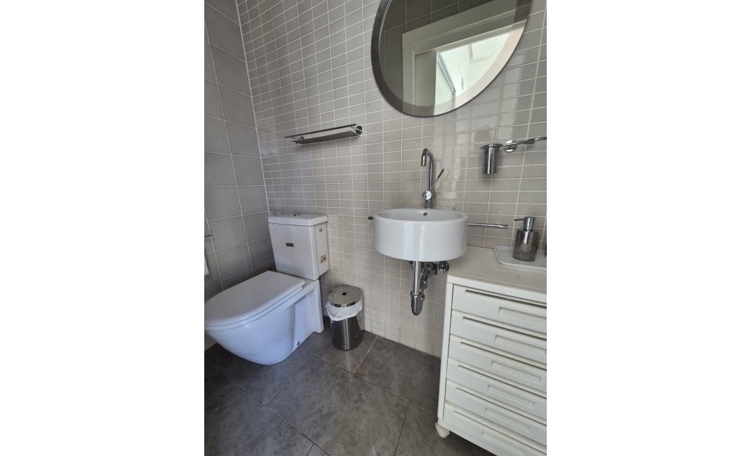 Long Term Rental - Commercial -
Albir