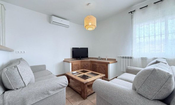 Reventa - Adosado -
La Nucía