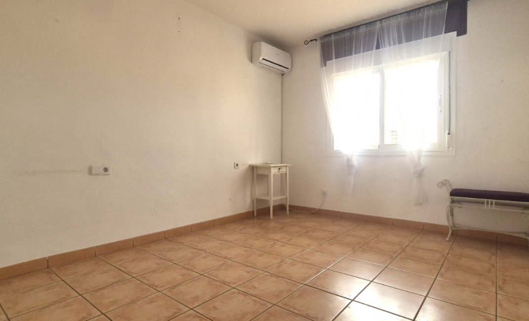 Resale - Apartment / flat -
Alfaz del Pi - Alfas del Pí